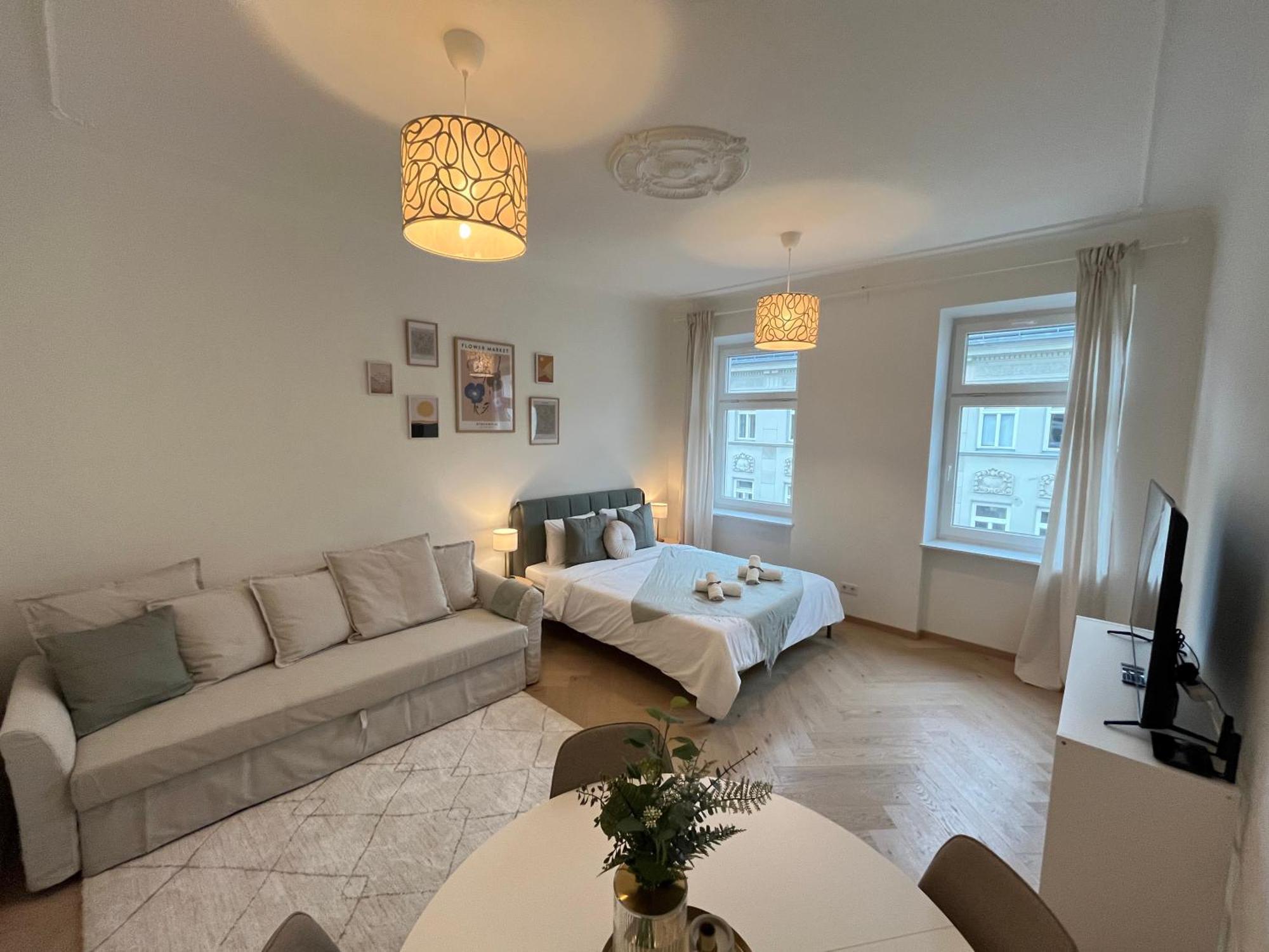 Luxurious One Room Apartment Near Schoenbrunn Palace Vienna Luaran gambar